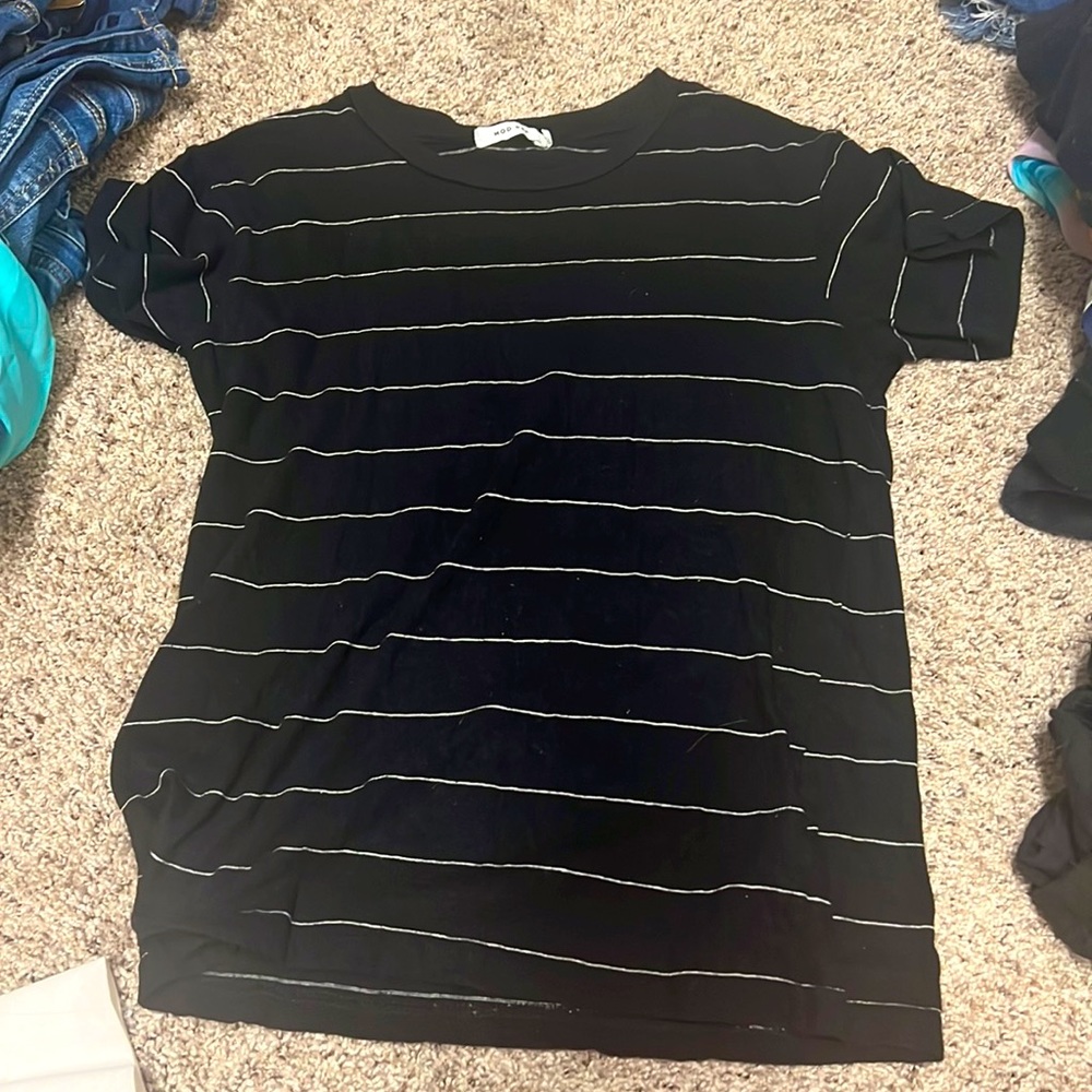 Black with white stripes, medium